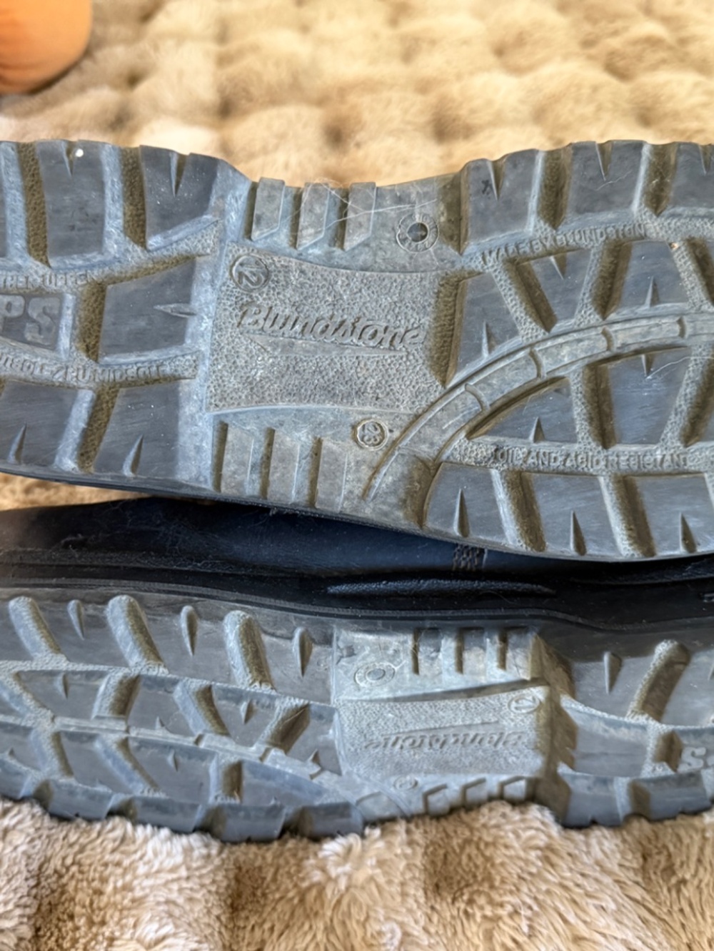Work boots - Picture 4 of 5